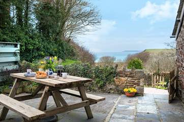 It's a terrific backdrop for dining al fresco.