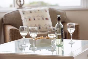 Wine and nibbles as a holiday treat!