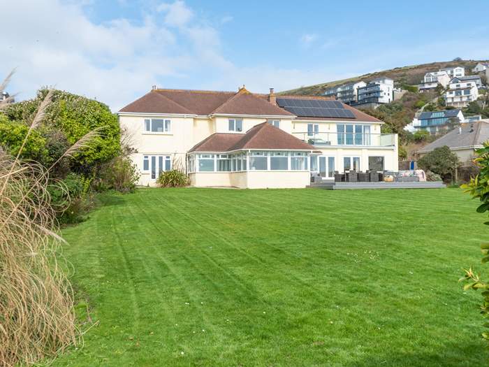 Sundown, Sleeps 12 in Kingsand