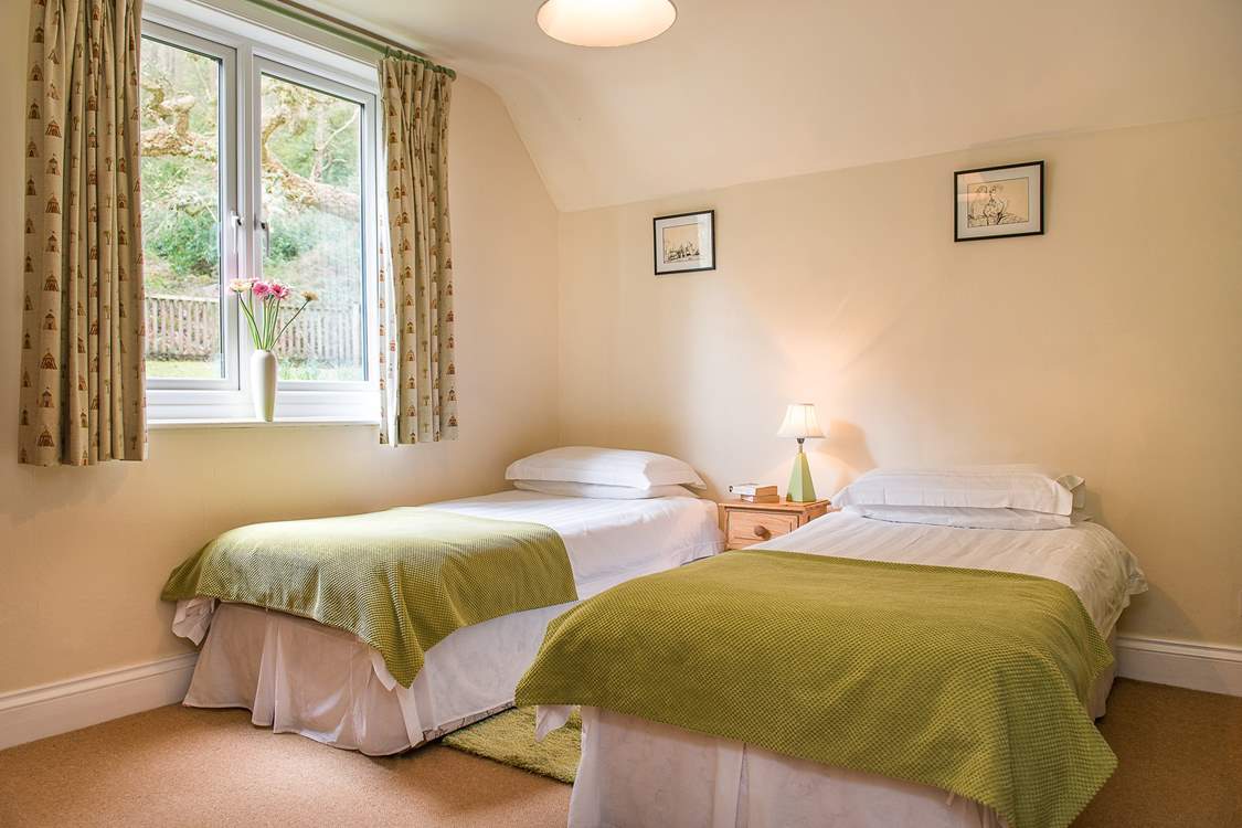 Pretty bedroom 4.