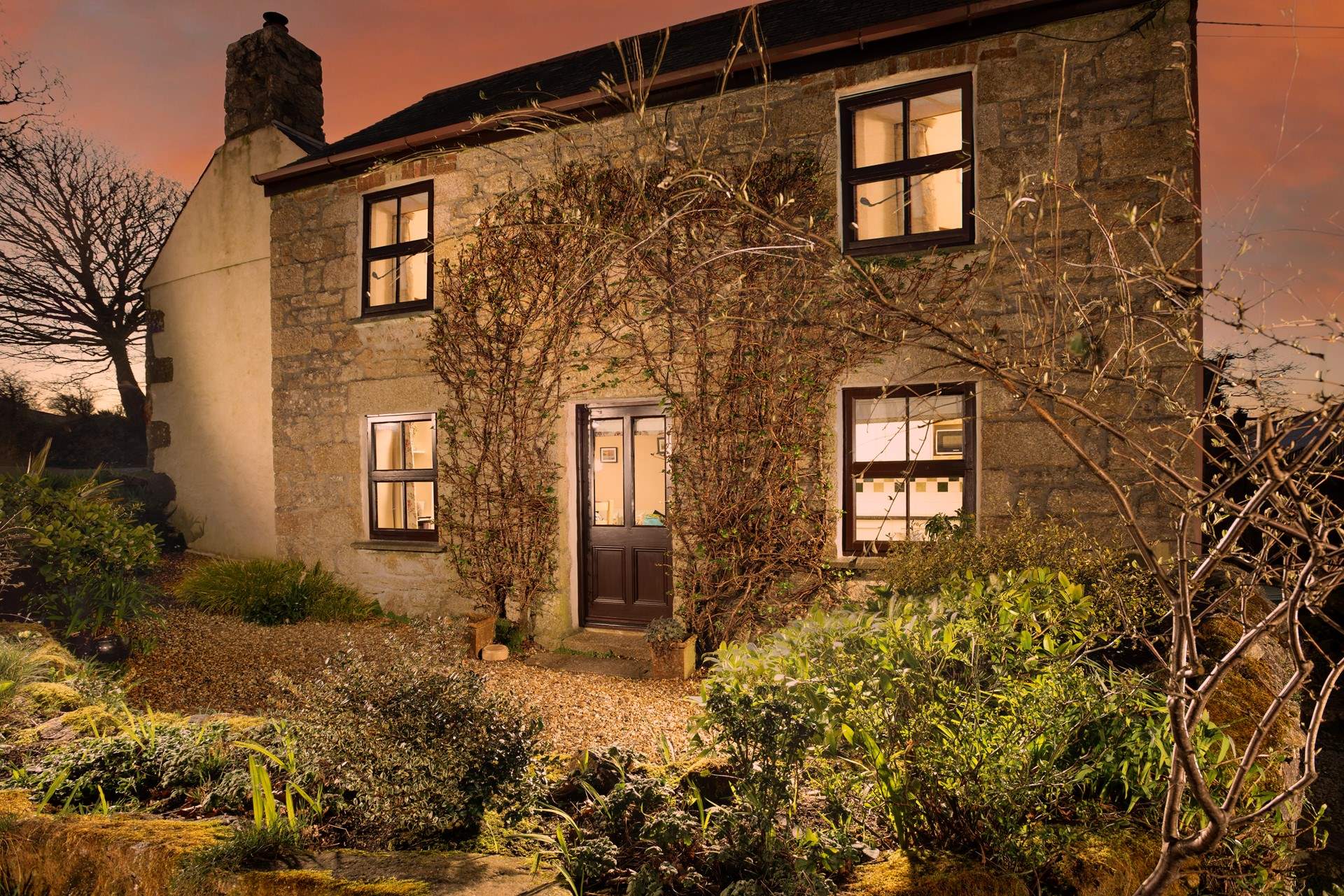 Evening walks here are atmospheric.