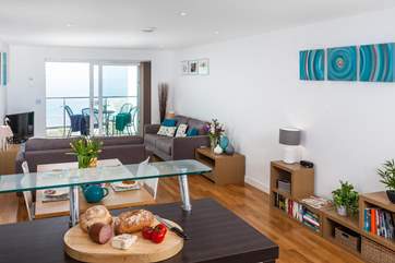 The gorgeous open plan living-area.