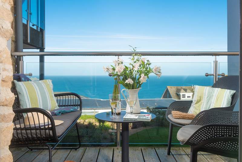 Porthia Blue Holiday Cottage Description Classic Cottages
