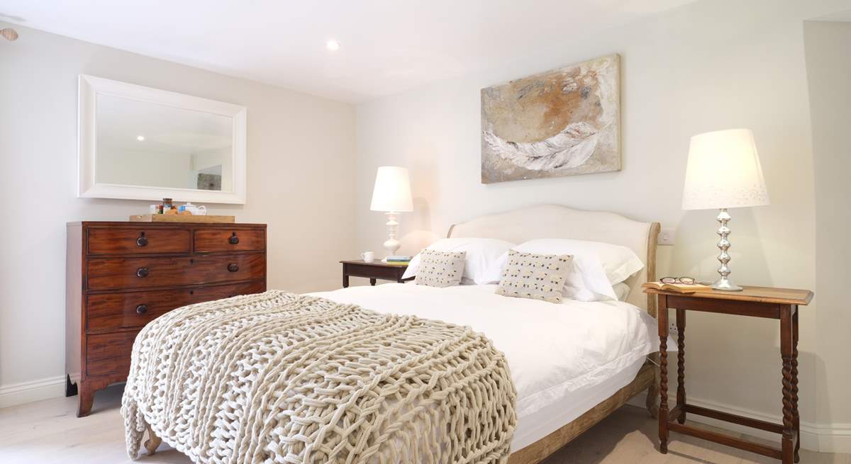 Trewane Barn has three beautifully furnished bedrooms.