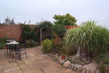 Another view of the courtyard garden at the front of the cottage.