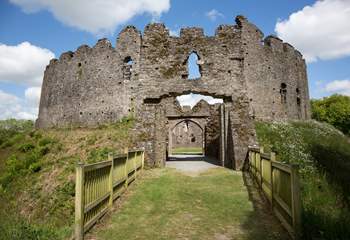 Restormel Castle stands majestically above the town, you can reach by car or enjoy a walk up from the Duchy Estate.