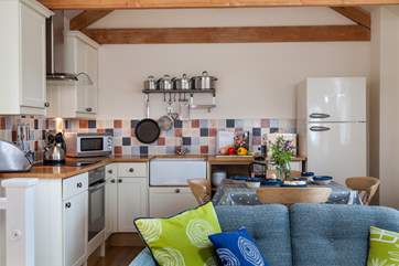 The lovely owner Nicky makes the beautiful crockery that can be seen around the house.
