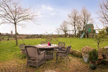 Dining al fresco.