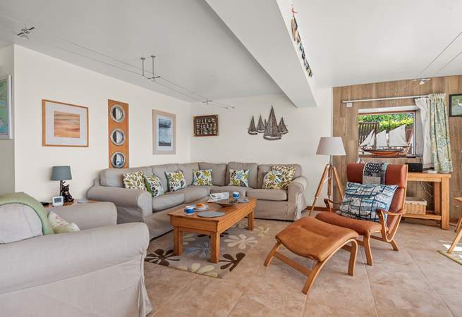 There's plenty of room to spread out and relax in the sitting-room.