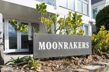 Seahorses is a ground floor apartment in Moonrakers.