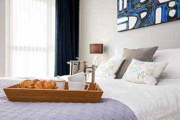 Breakfast in bed? Why not, you are on holiday.
