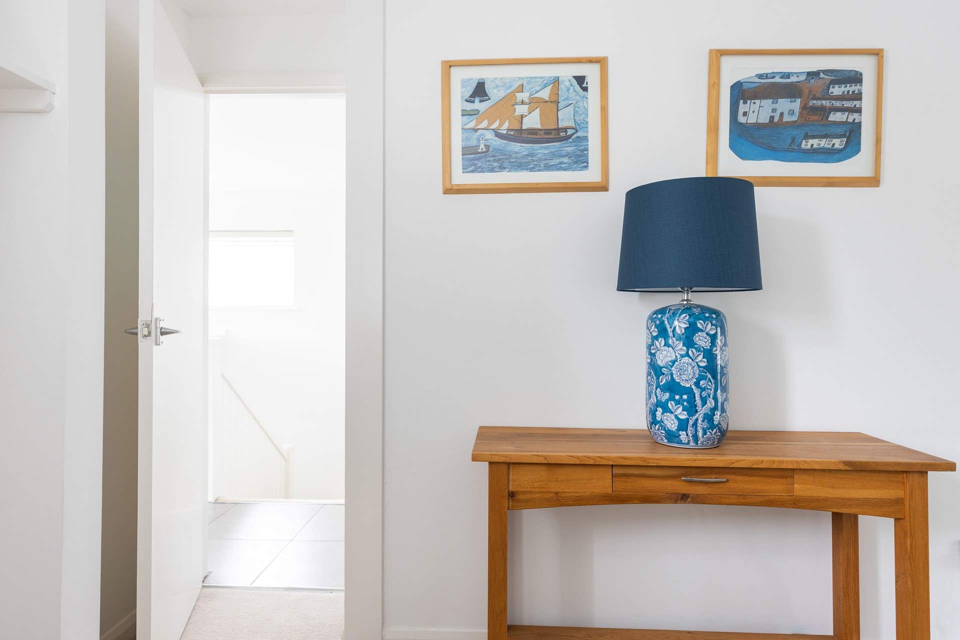 Lots of pretty touches throughout.