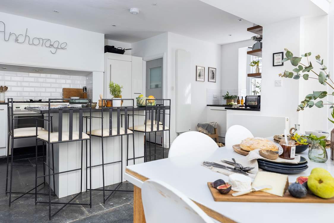 When you want a quick bite, take a seat at the breakfast bar
