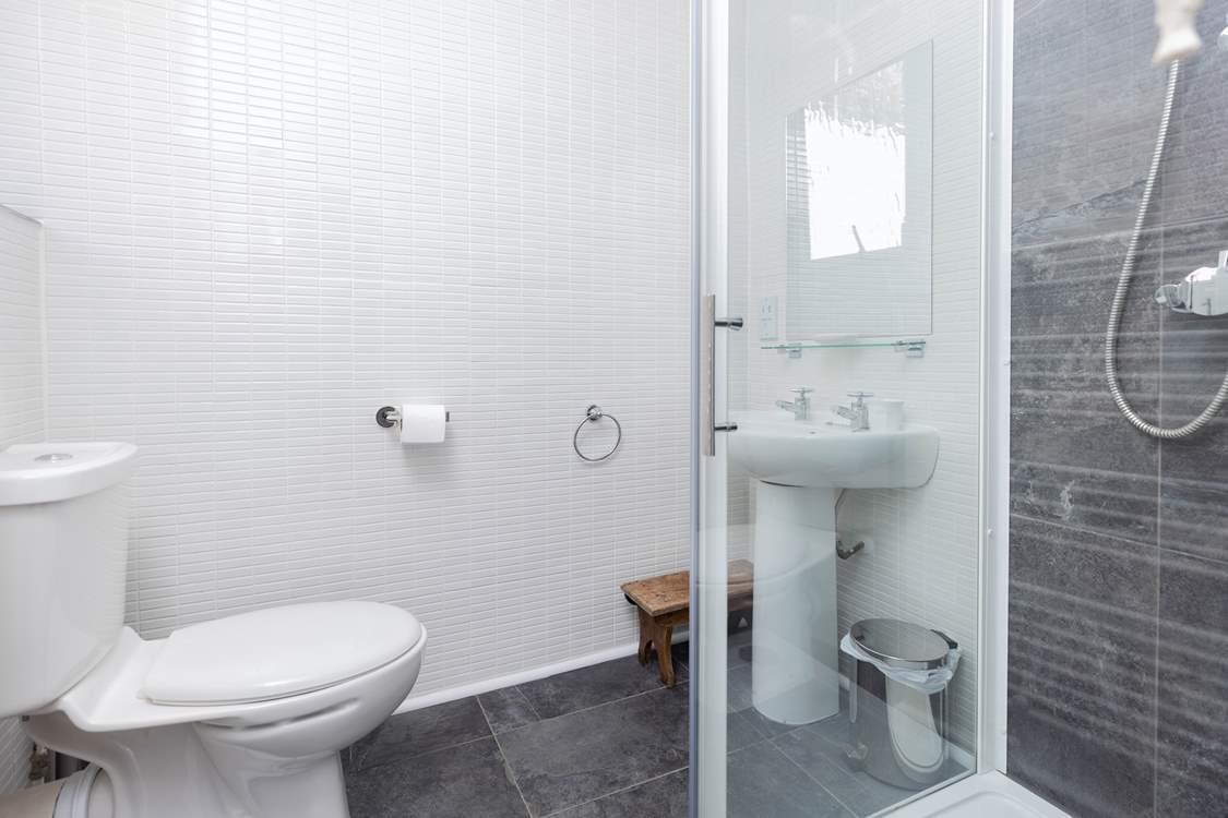 One of the en suite shower-rooms