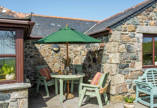 Anskyber boasts a sunny disposition and gorgeous sea views.