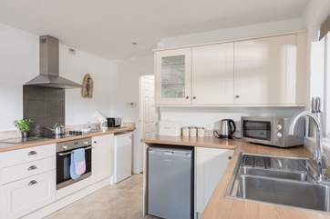 The well-equipped and stylish kitchen.
