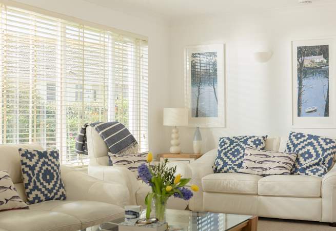 The tasteful soft cream colour scheme is restful and relaxing.