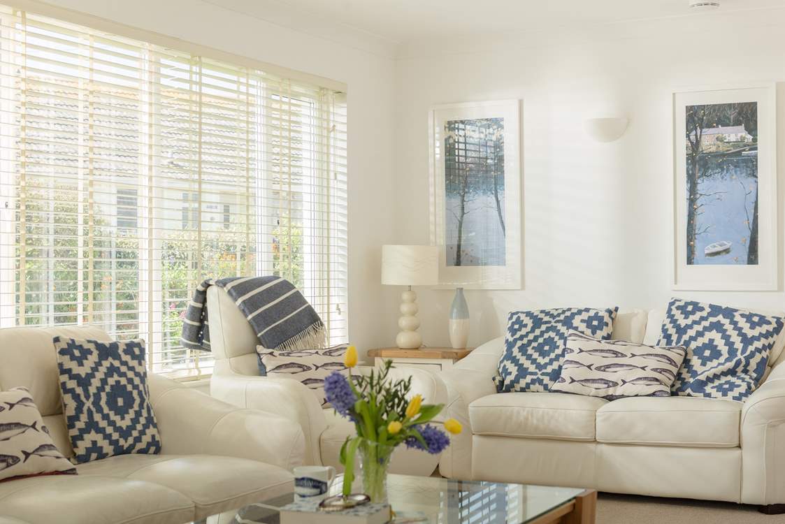The tasteful soft cream colour scheme is restful and relaxing.