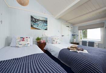 In bedroom one the bed can we set up as twin beds.........