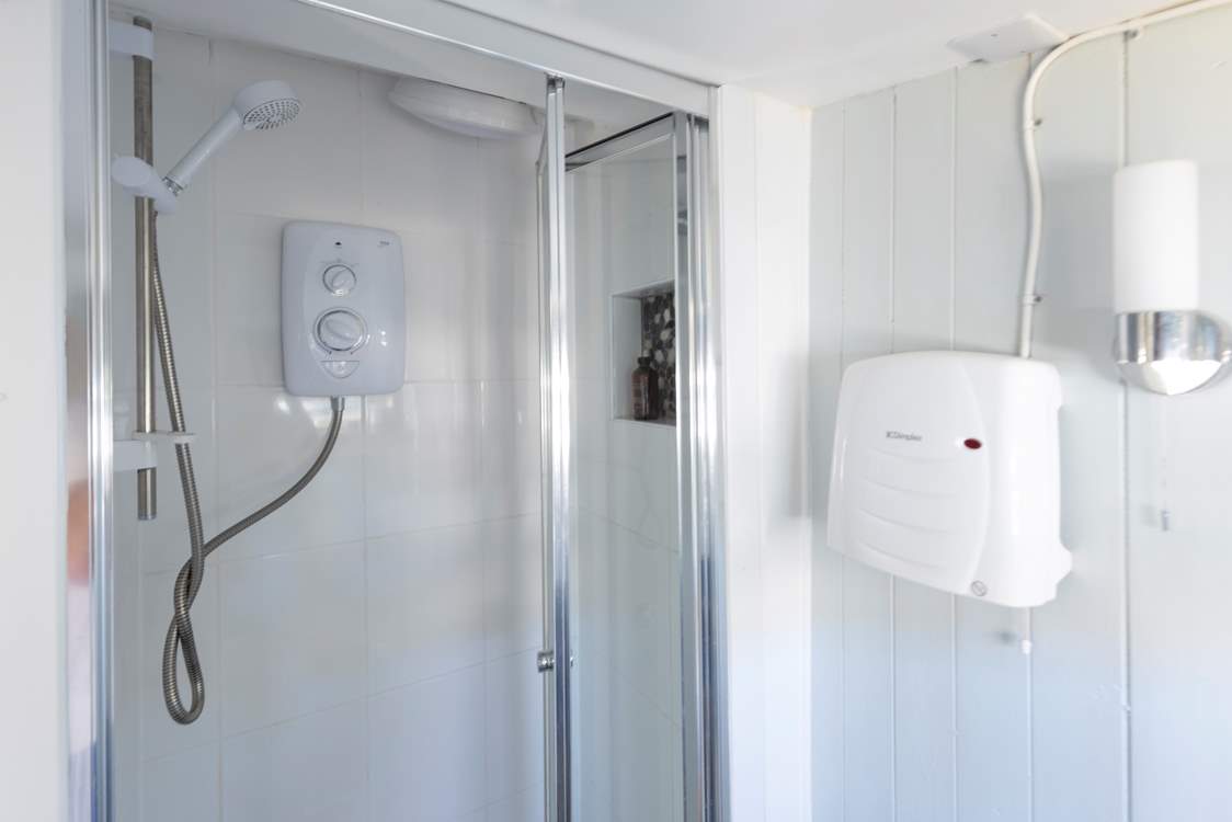 Each bedroom has their own ensuite shower room.