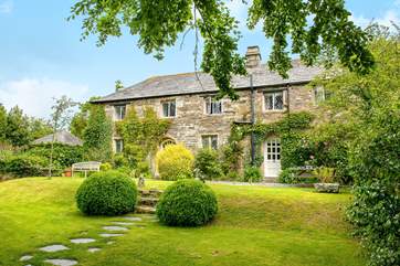Trewane Cottage is perfection and basks in sunshine all day long.