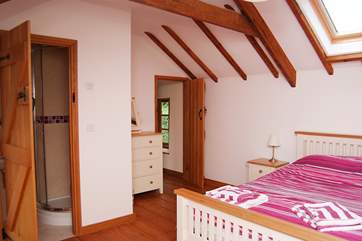 The double bedroom has an en suite shower-room.
