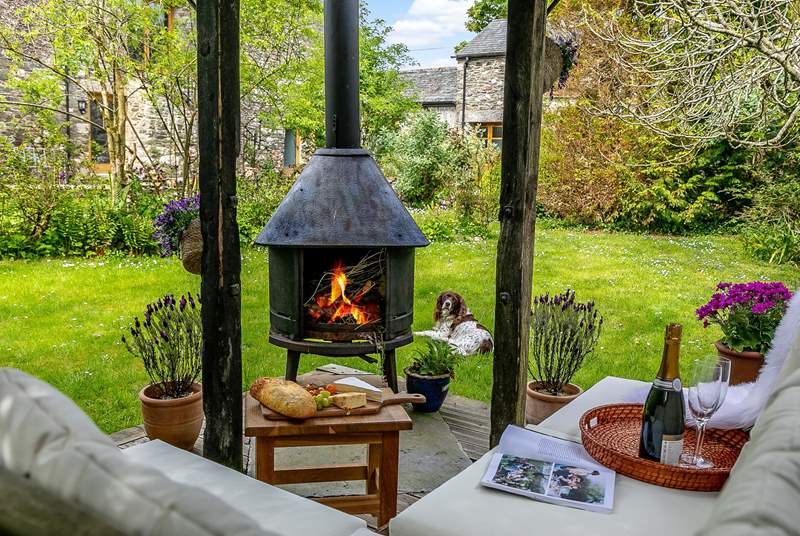 Set in the corner of the communal area you will find a beautiful log burner and seating area, perfect for those summer evenings whilst the children play with the guests staying at Fig Tree.