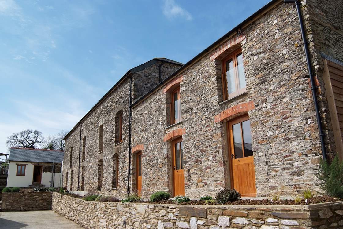 The cottage is on the right, with the owners' museum (not open to the public) next door and the annexe ahead on the left.