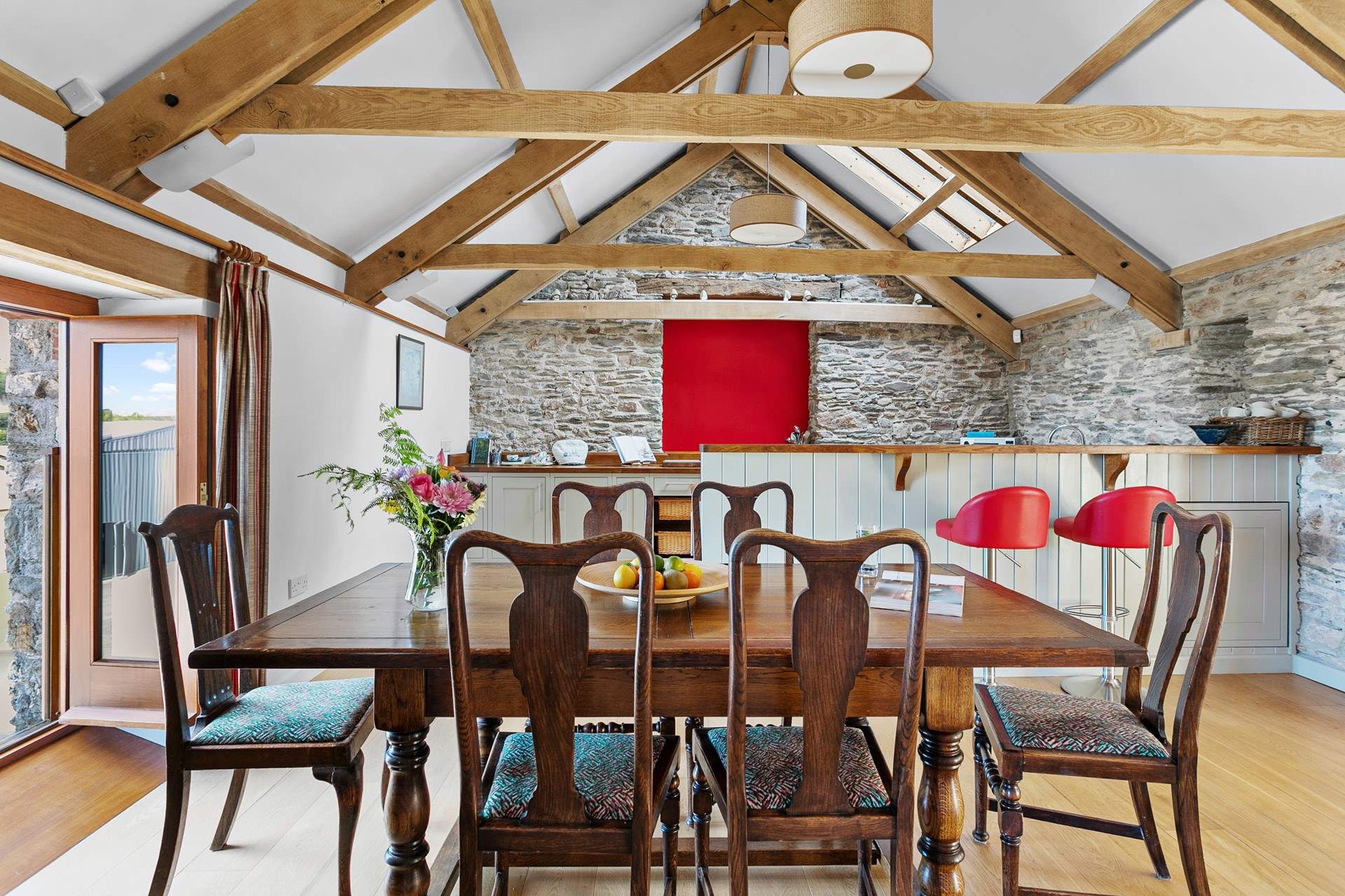 There's plenty of space around the dining-table.