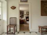 Traditional marries perfectly with contemporary here.