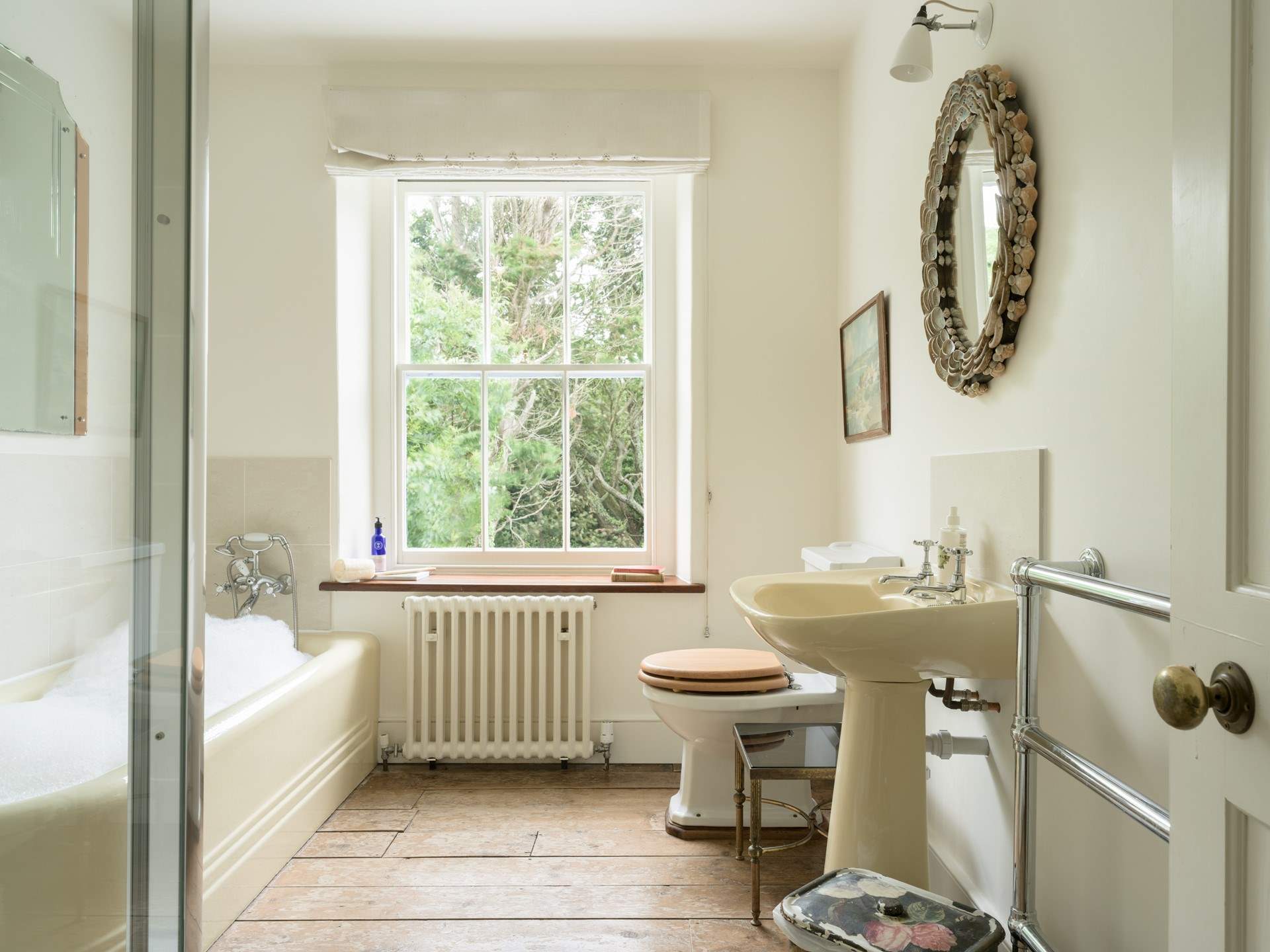 There is a family bathroom and a shower room on the first floor. 