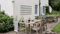 Enjoy al fresco dining in this beautiful setting. 