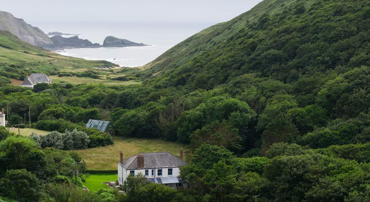 What a wonderful place, surrounded in lush countryside with the coast a short stroll away. 