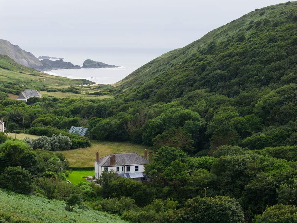 What a wonderful place, surrounded in lush countryside with the coast a short stroll away.