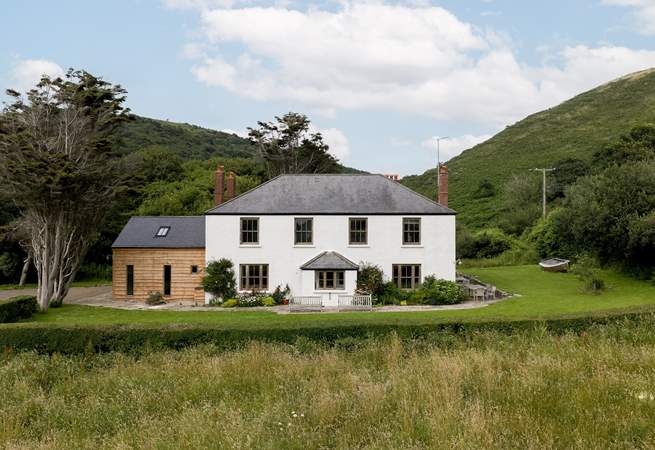 The wrap around gardens are stunning. 