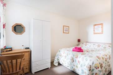 The double bedroom.
