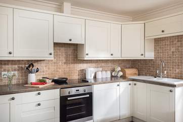 Another view of the well-equipped kitchen.