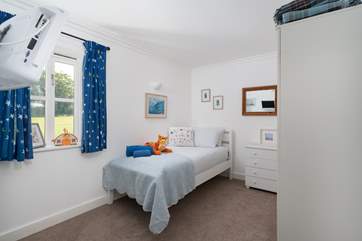 This peaceful single room is perfect for guests of all ages.
