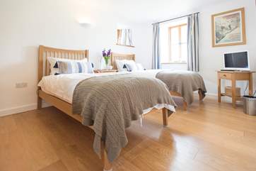 The ground floor twin bedroom.