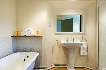 The main bathroom.