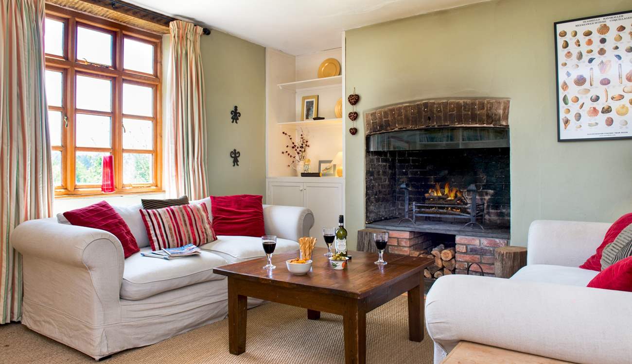 The main sitting-room is the ideal place to relax and unwind.