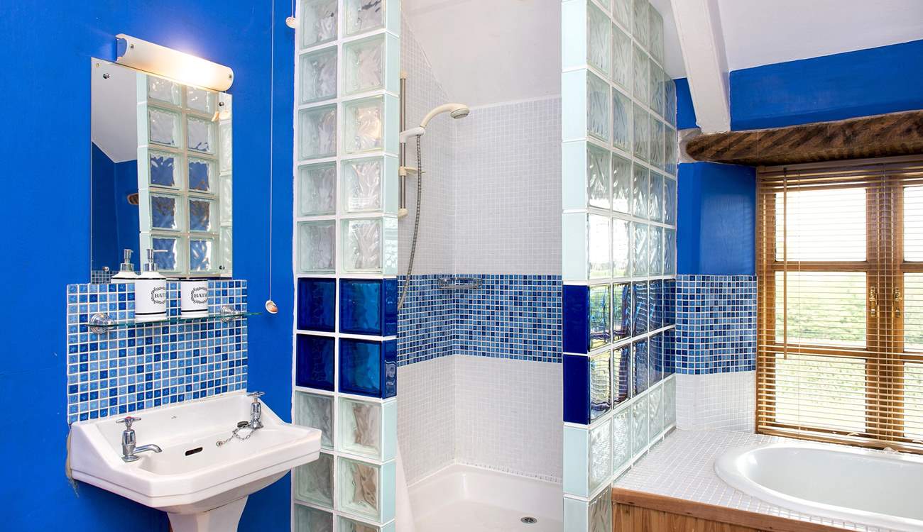 The family bathroom on the first floor.