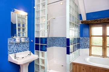The family bathroom on the first floor.