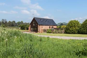Bumble Bee Barn is surrounded by glorious Somerset countryside in an edge of village setting.