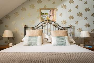 The gorgeous bedroom.