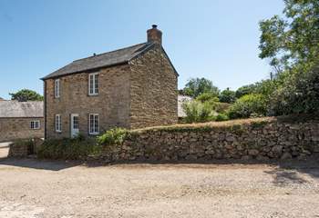 Smugglers Cottage sitting pretty at the end of the private lane.