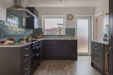 The well-equipped kitchen.