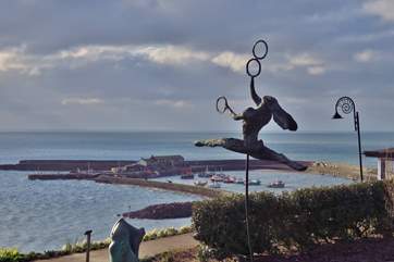 Cross the border into Dorset and spend a day in historic Lyme Regis. Visit the Cobb and the quaint harbour and hunt for fossils at low tide.
