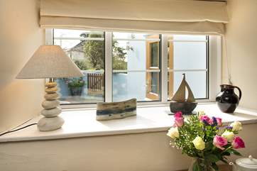 From the dining-table you can look out onto the patio.