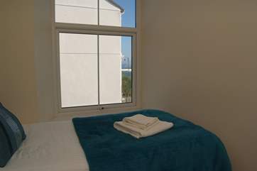 The single bedroom.